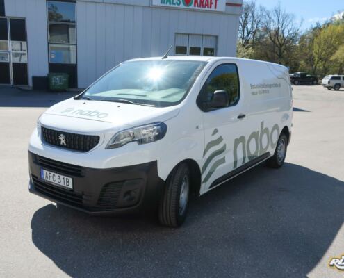 Bildekaler på Peugeot Expert till Nabos arbetsfordon i Stockholm Bildekaler på Peugeot Expert till Nabos arbetsfordon i Stockholm